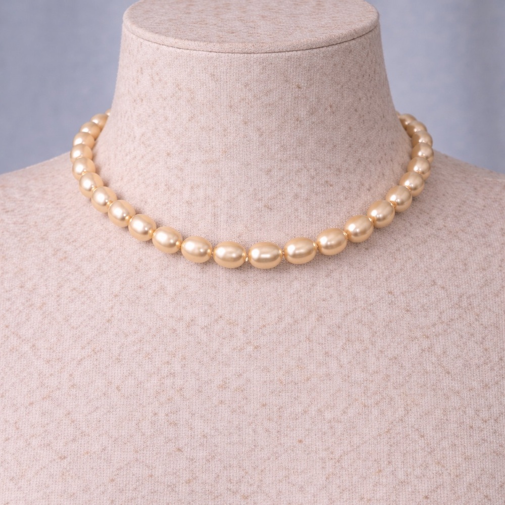 Freshwater Pearl Necklace & Bracelet Set